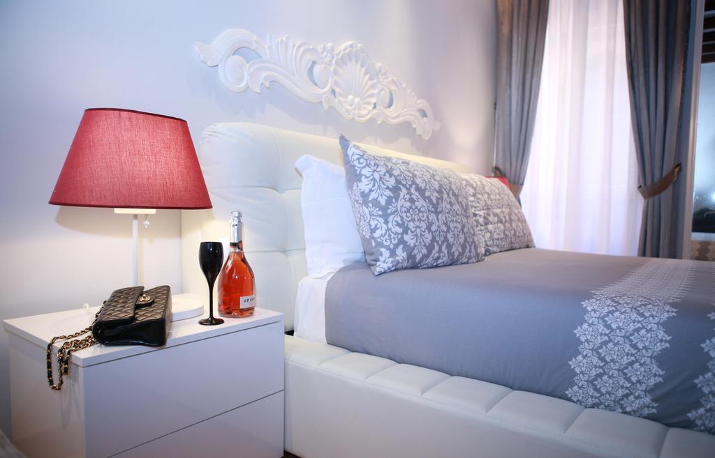 Relux Rome Exclusive Living B&B Екстер'єр фото